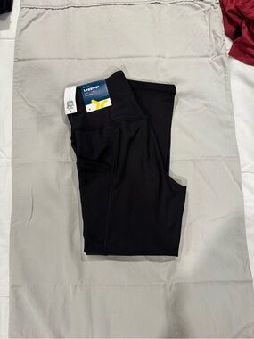 Old Navy Crop Leggings